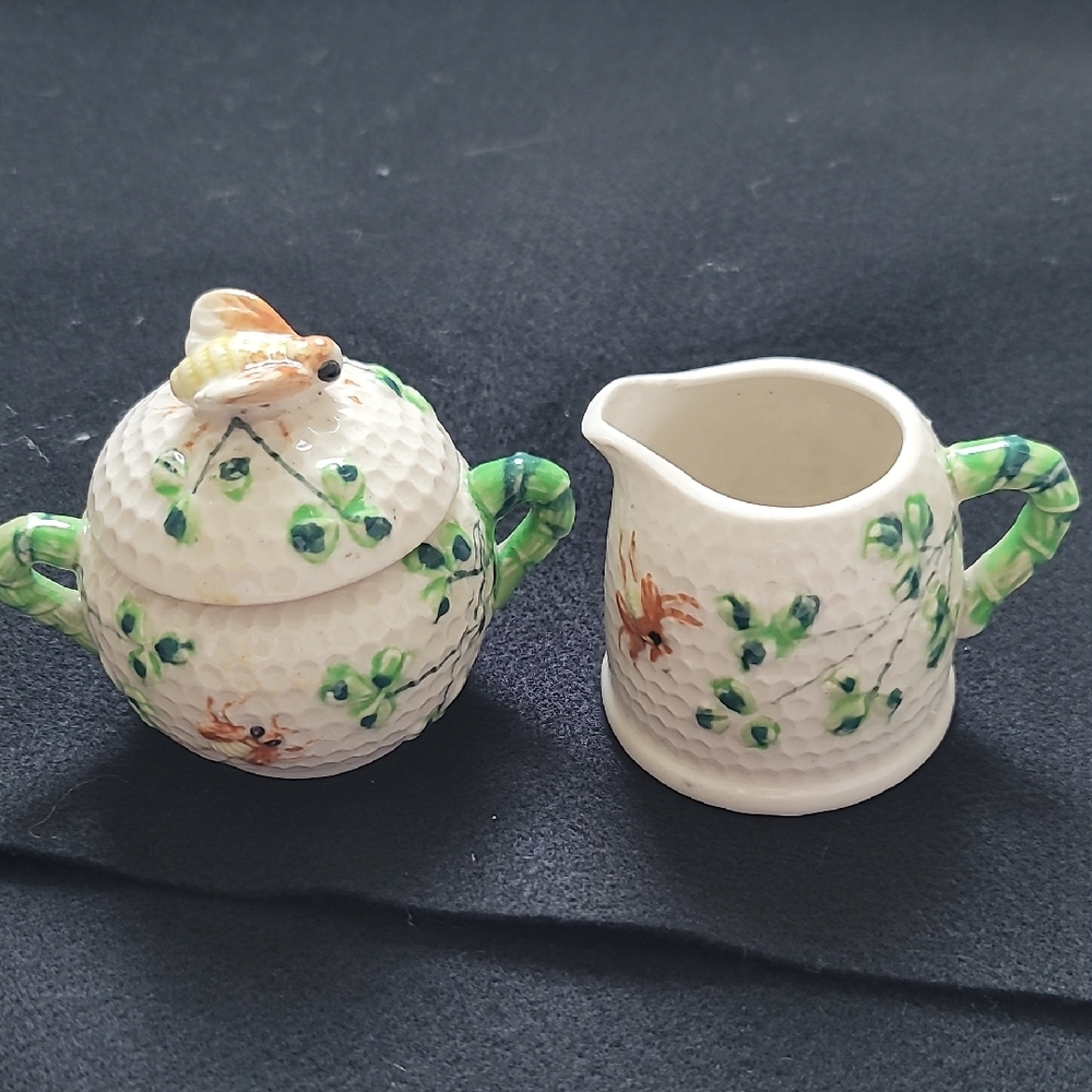 Vintage Shamrock Honeycomb Cream and Green Ceramic Sugar Bowl and Creamer Set